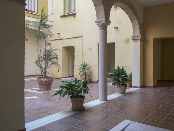 Piso en Calle Virgen de Los Milagros, 95, Casco Histórico - Ribera del Marisco - Foto 1