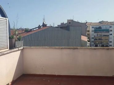 Dúplex en  Carrer de Sant Joan d'en Coll 18-20 - Foto 2