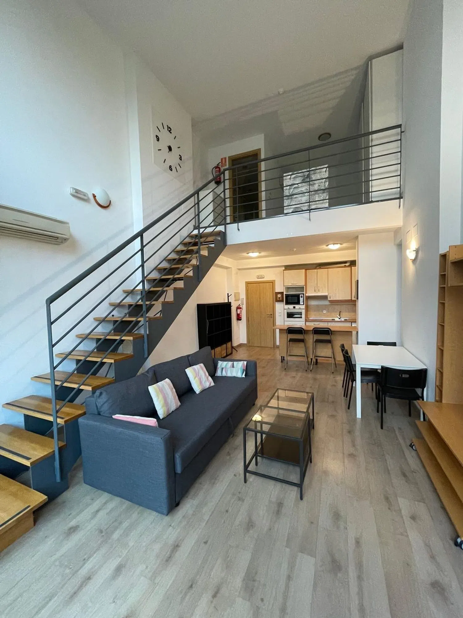 Estudio en avenida de los Artesanos, 16 - Foto 1