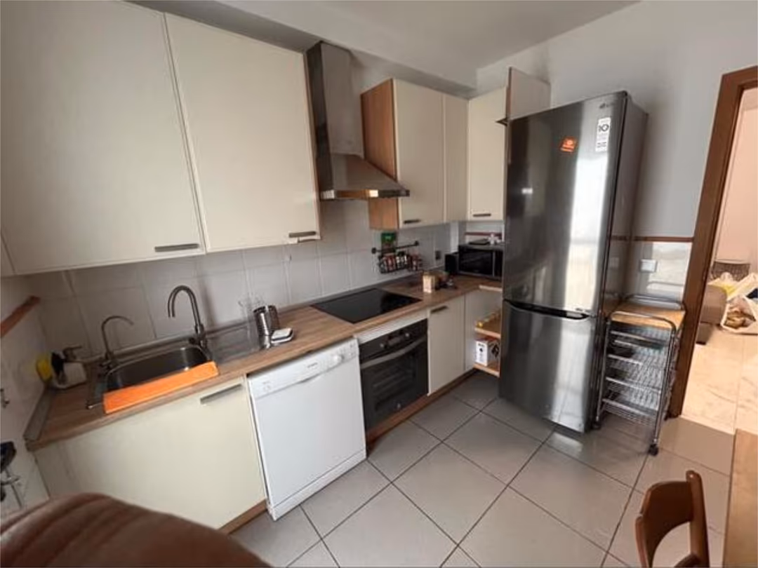 Piso en León y Castillo - Foto 6