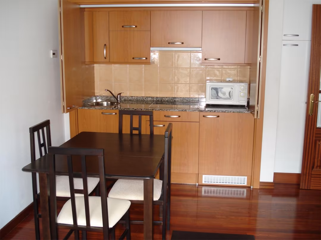 Piso en  Avenida de Ferrol 48 - Foto 2