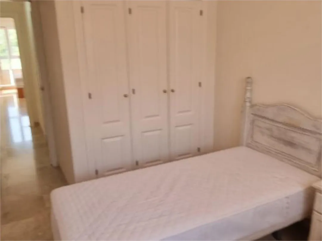 Piso en  Calle del Granate 1 - Foto 13