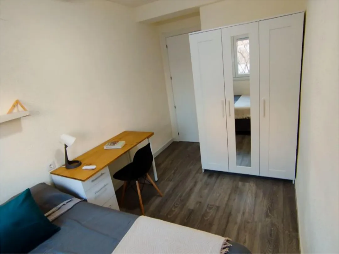 Piso en  Calle Periodista Luis de Vicente 9 - Foto 11