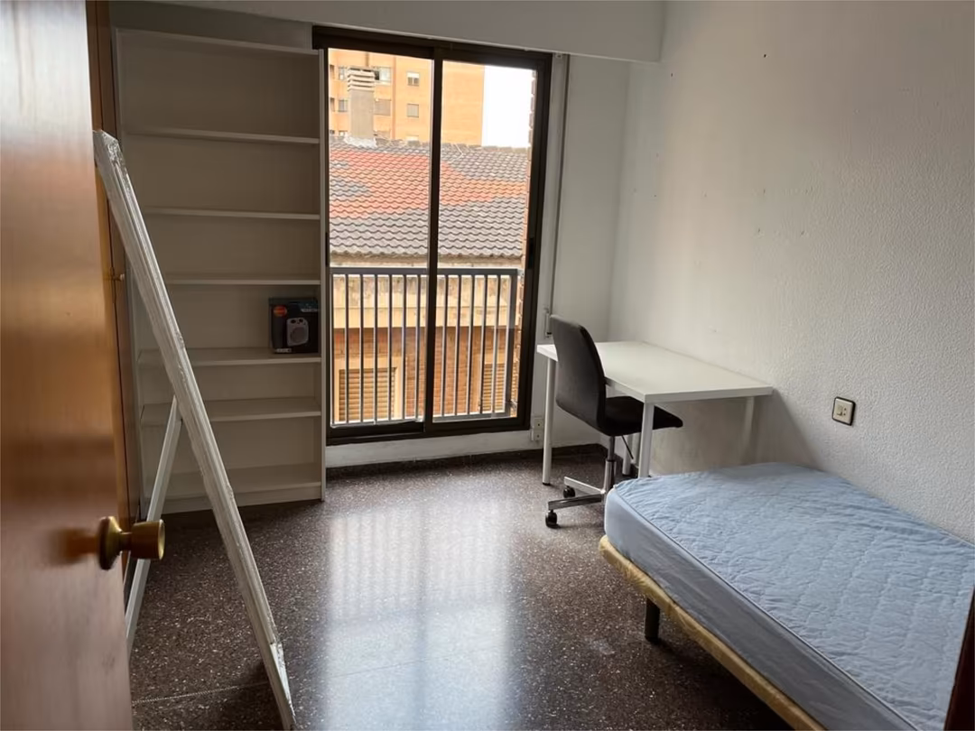 Piso en  Carrer de Rubén Darío 26 - Foto 16