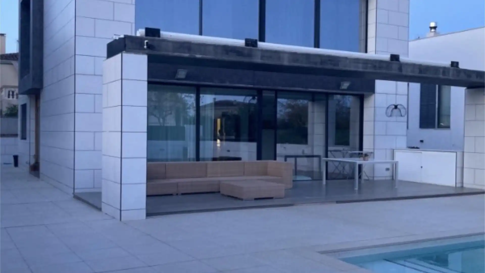 Chalet en  Carrer de la Camamilla 18 - Foto 1