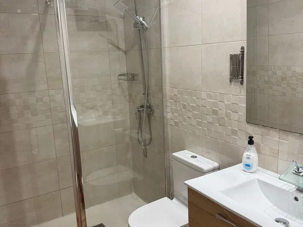 Estudio en calle de la Luna, 25 - Foto 6