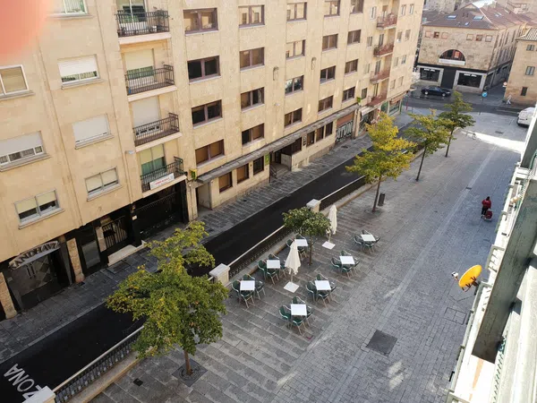Piso en plaza Reina, 5