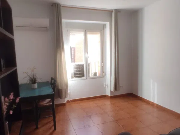 Piso en calle de Velarde, 20