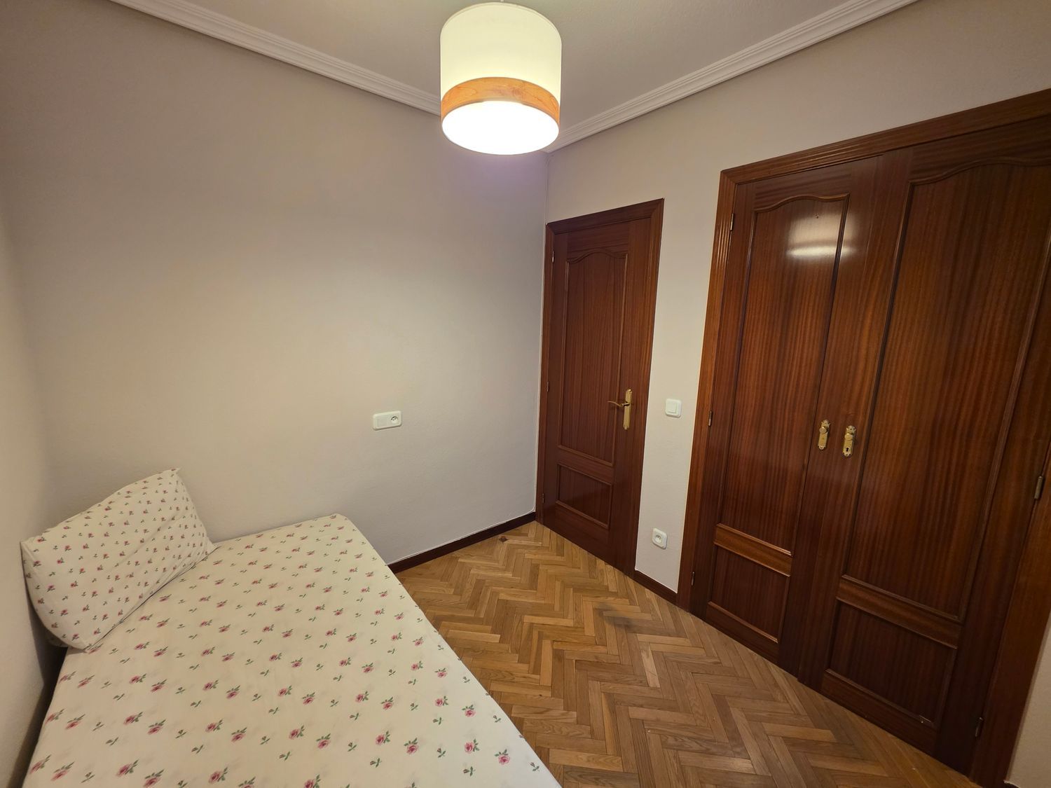 Piso en Calle astorga, 34, Capuchinos-Glorieta-C. Jardín - Foto 5