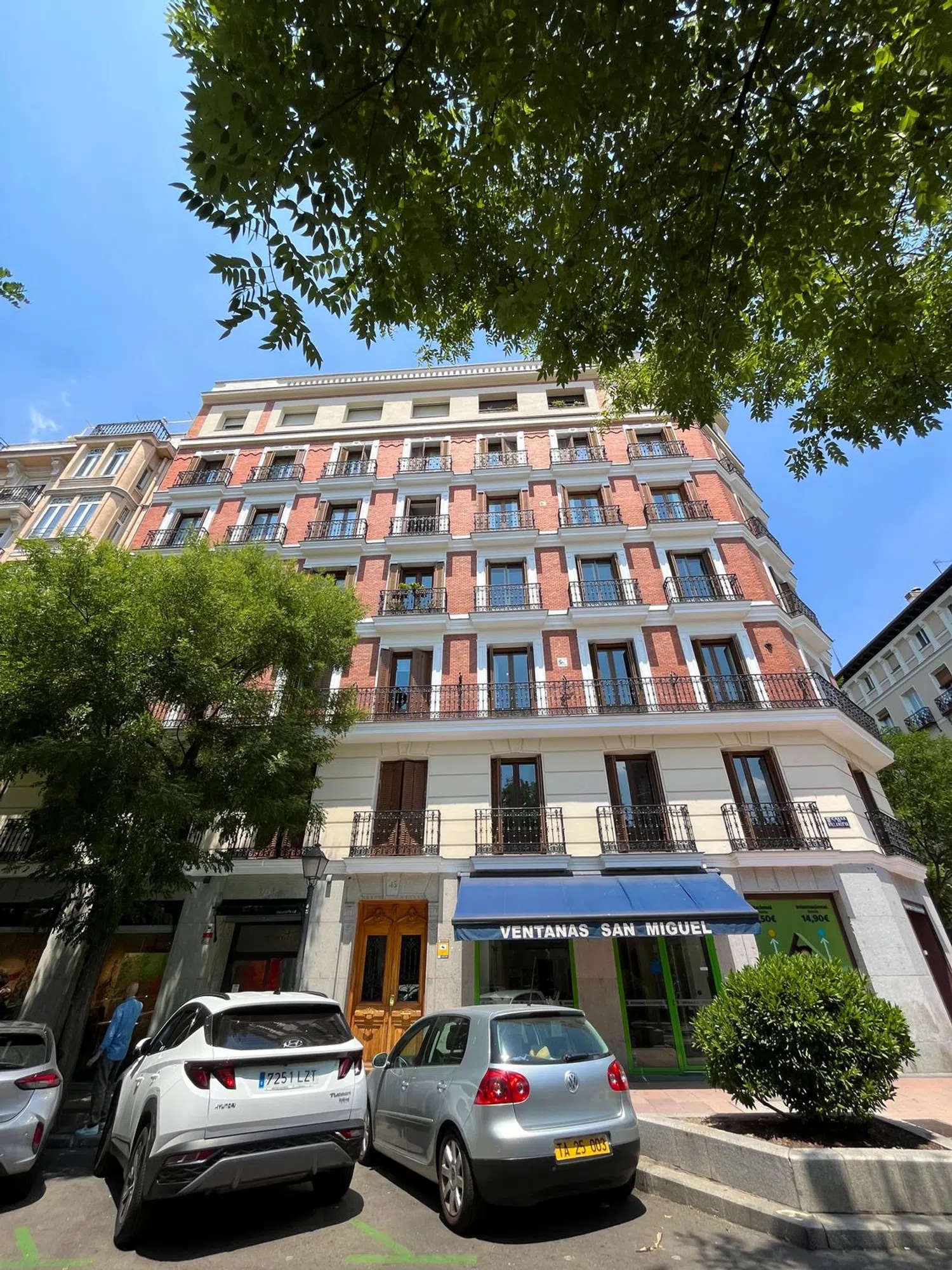 Piso en calle de Villanueva, 43 - Foto 5