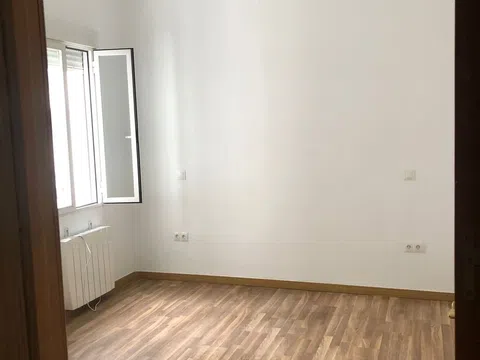 Piso en calle de Altamirano, 15