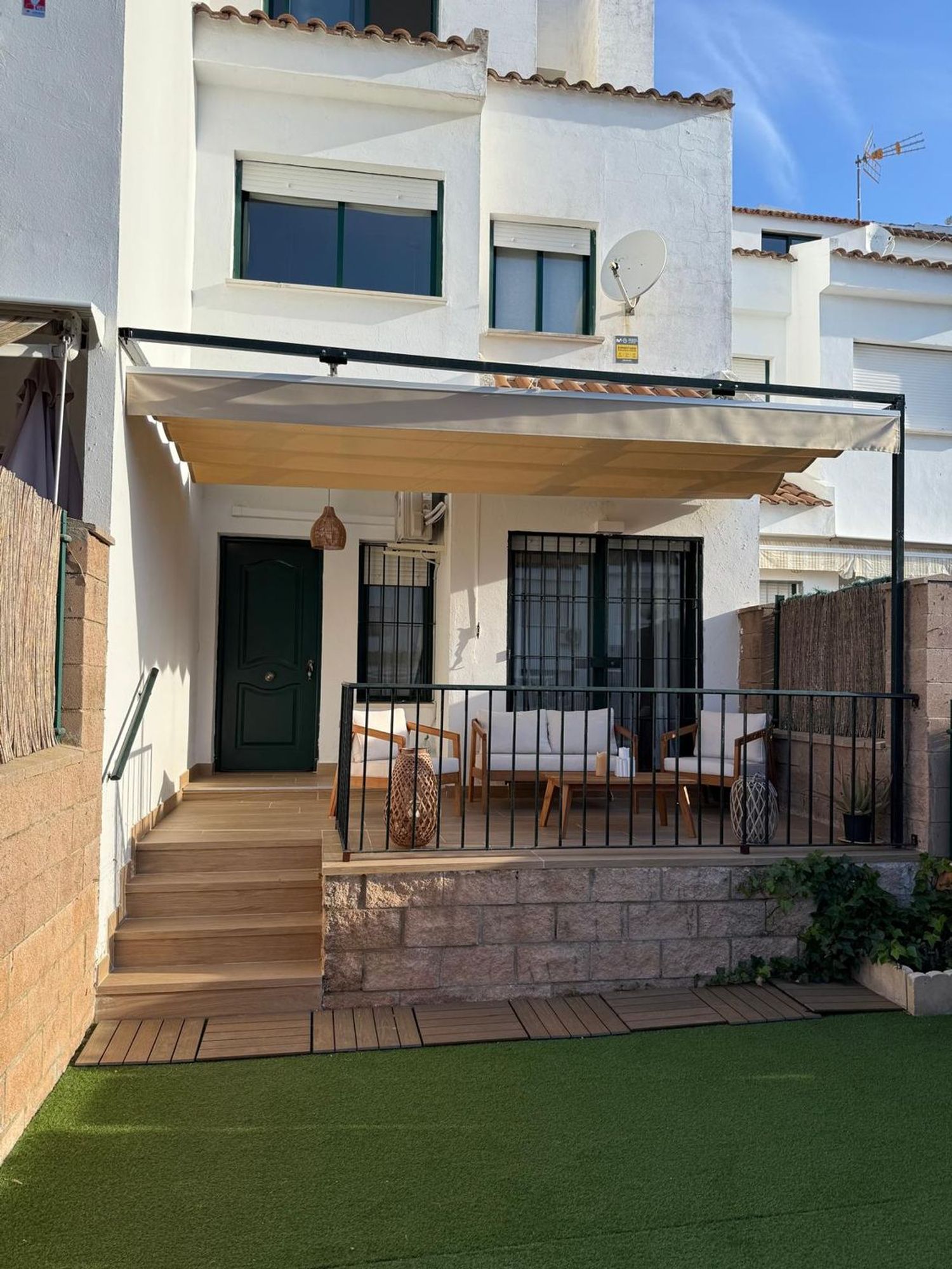 Chalet adosado en Avenida Magallanes, 52, Nuevo Portil, Nuevo Portil - Foto 2