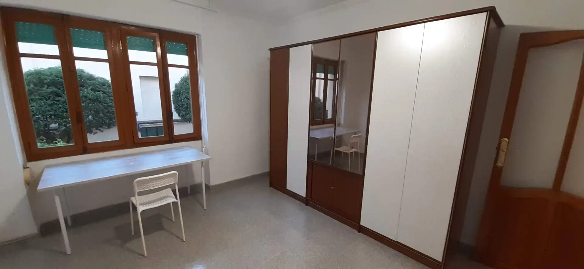 Piso en  Avinguda del Comte de Torrefiel 8 - Foto 3