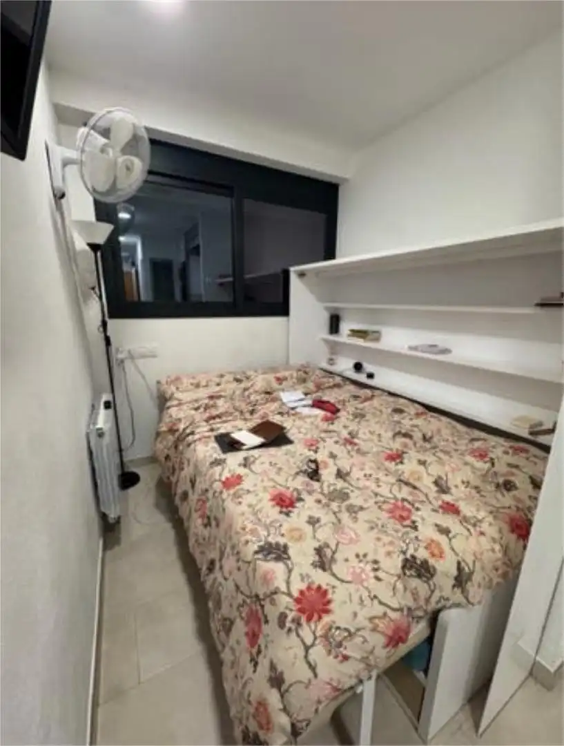 Estudio en Sants - Foto 4
