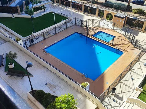 Piso en calle Periodista Rafael Gago Palomo, 5