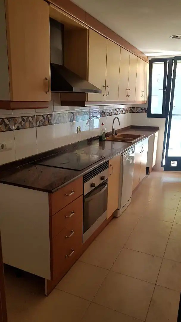 Piso en  Avinguda Escultor Miquel Navarro Navarro - Foto 10