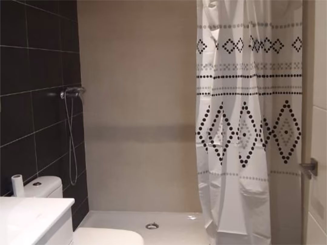 Piso en  Avinguda de Blondel 34 - Foto 3