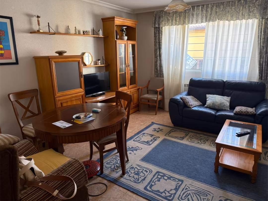 Piso en  Carrer Sant Joan Bosco 14B - Foto 2