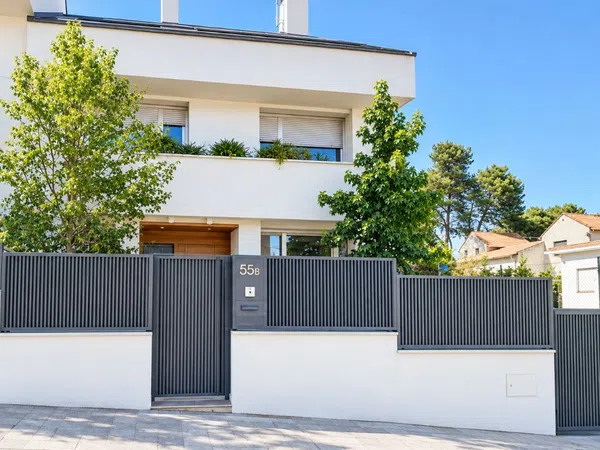 Chalet pareado en Calle de Portugalete, 55, Zona Pueblo - Foto 1