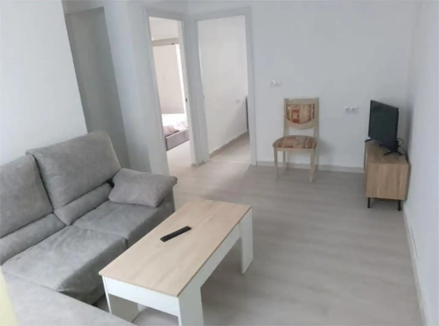 Apartamento en Zapillo - Foto 2