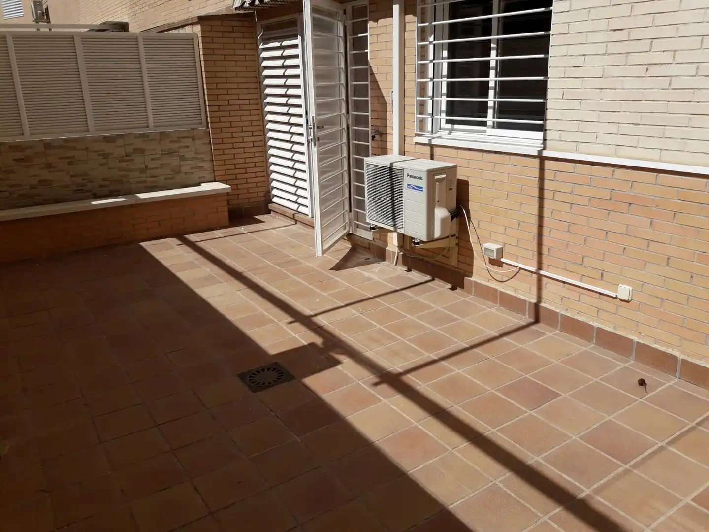 Planta baja en  Calle Presidente José María Aznar 1-39 - Foto 15