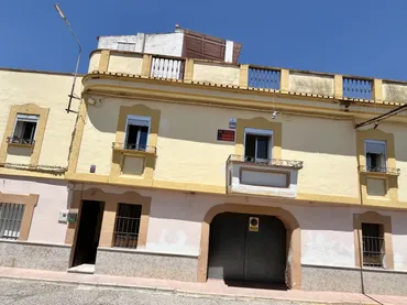 Casa adosada en  Calle Teruel 10 - Foto 1