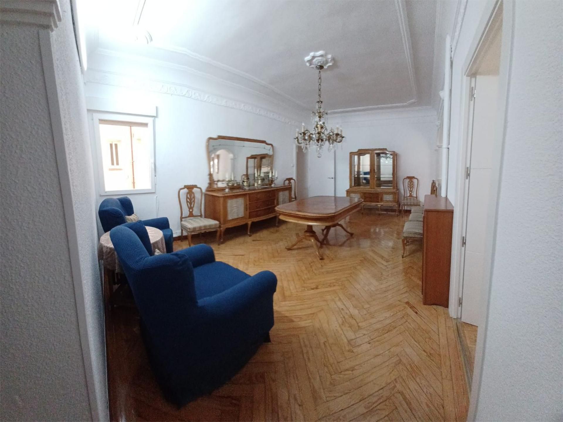 Piso en  Calle de Fernández de los Ríos 57 - Foto 2