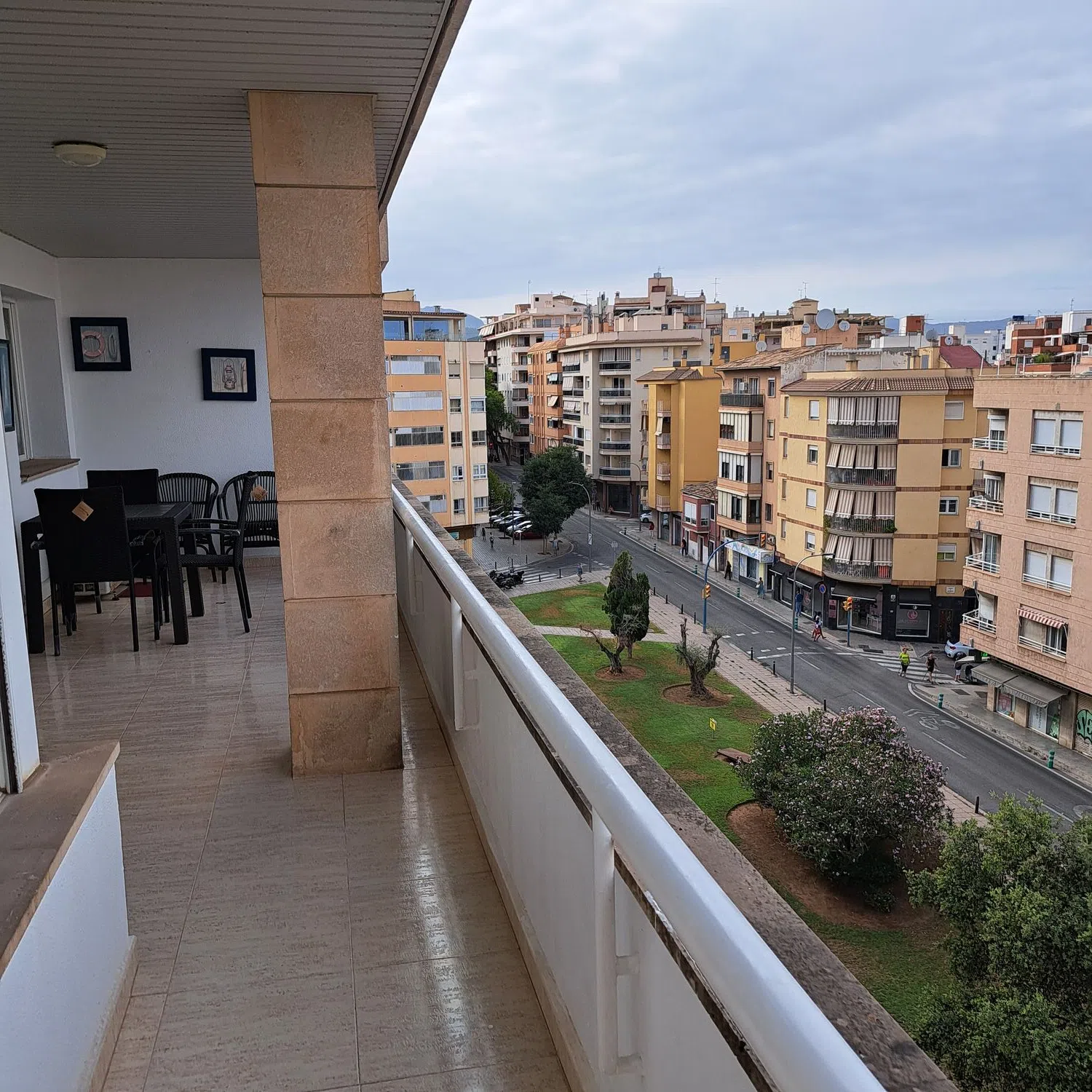 Piso en Barrio Sta Catalina - El Jonquet - Foto 1