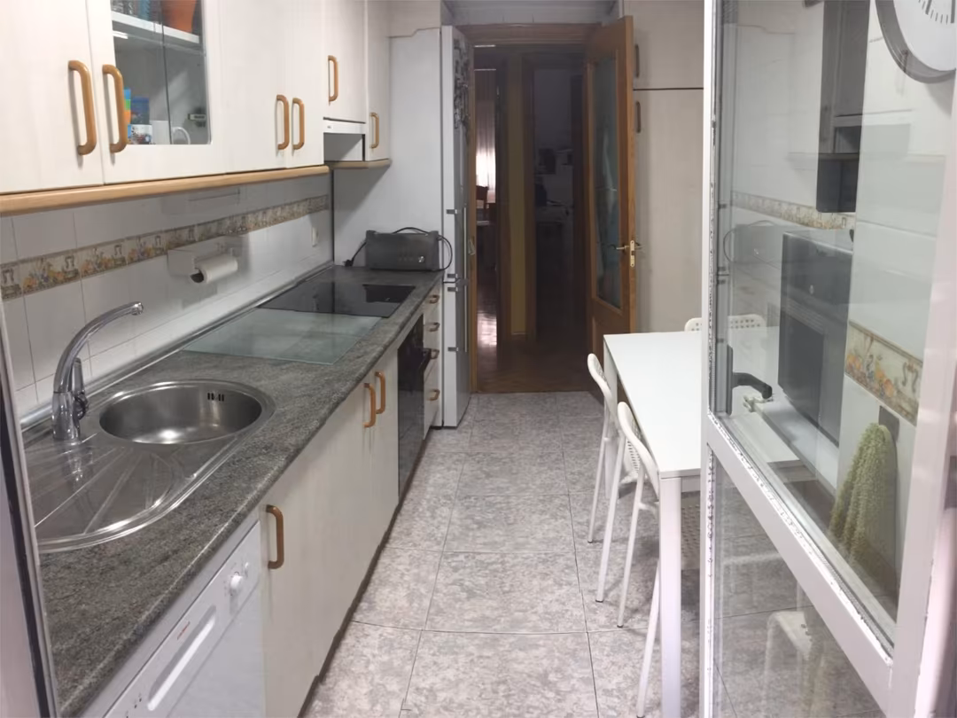 Piso en  Avenida de Pablo Neruda 77 - Foto 14