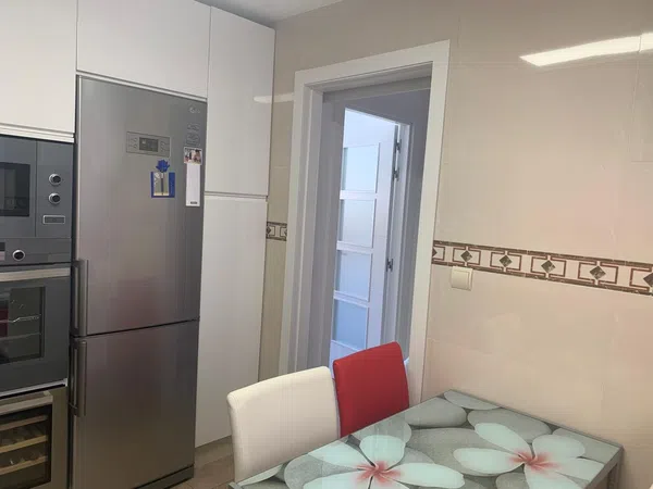 Piso en Calle Juan de Canderrera, 3, El Molinillo - Capuchinos - Foto 4