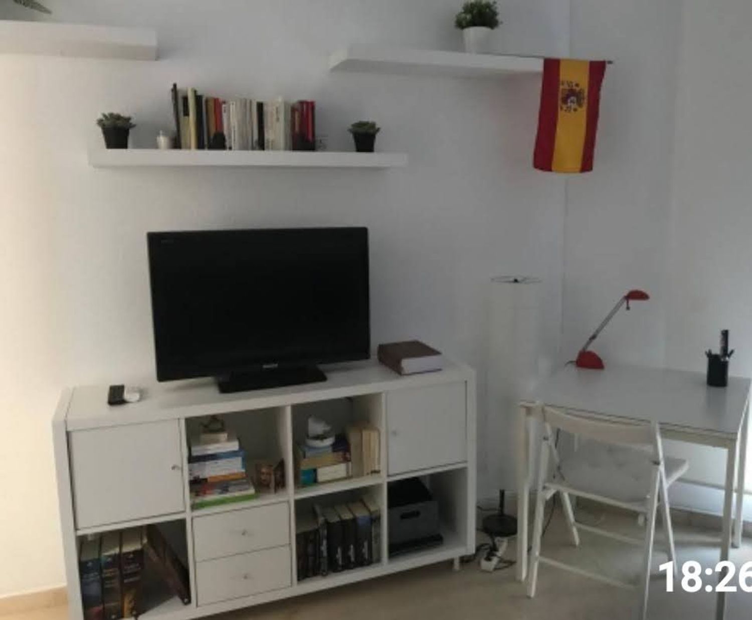 Estudio en avenida de la República Argentina, 43 - Foto 5