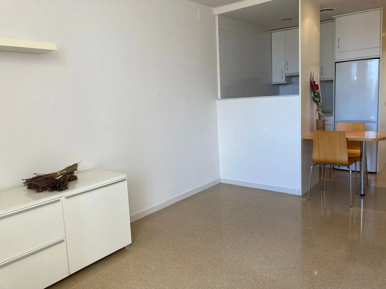 Estudio en calle de Laureà Miró, 240 - Foto 7