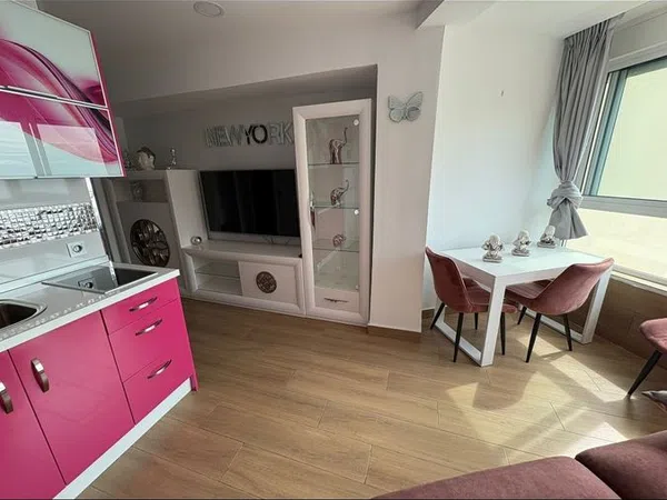 Piso en calle Tamarindos, 1 - Foto 1