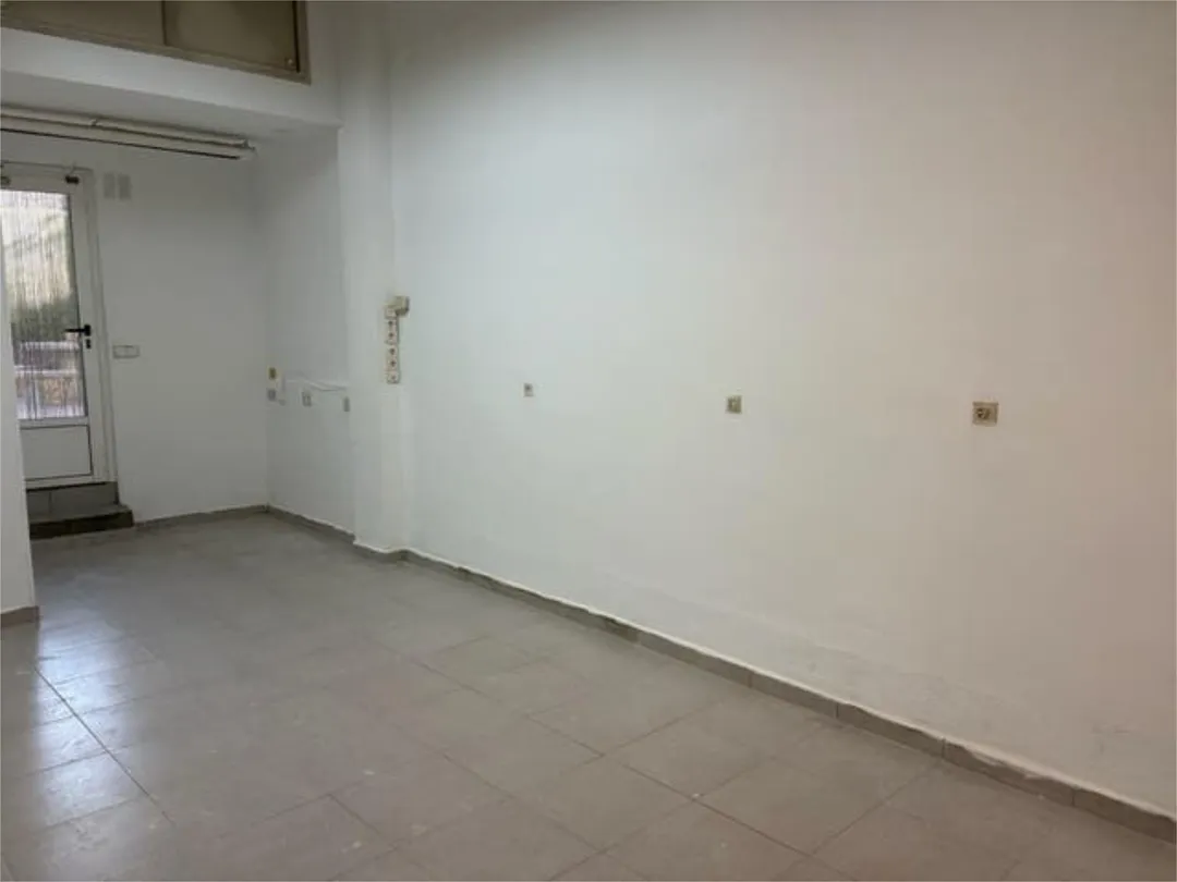 Local comercial en Centro - Foto 8