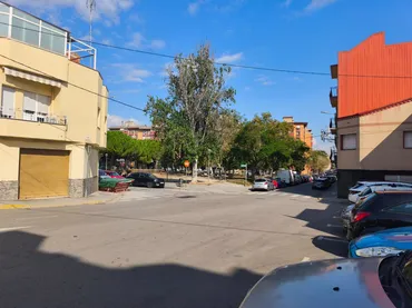 Local comercial en  Carrer de Can Viloca 5 - Foto 3