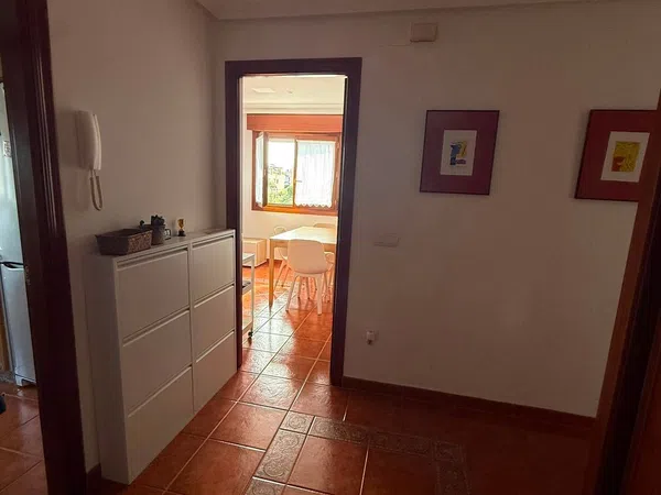 Piso en Avenida de Hermanos Perez Casariego, 3 - Foto 3