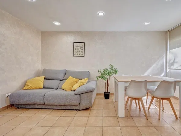 Piso en calle Blas de Laserna, 67