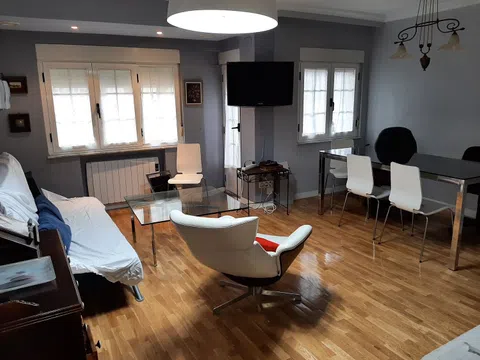 Piso en calle Plasencia, 28