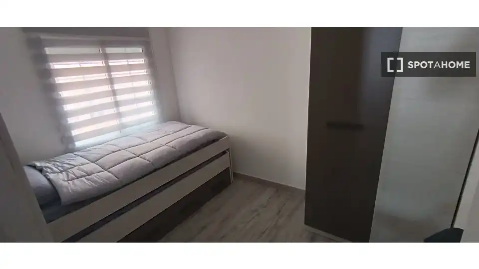 Piso en Santa Coloma de Gramenet - Foto 9