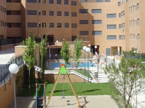 Piso en calle José María Pemán, 2