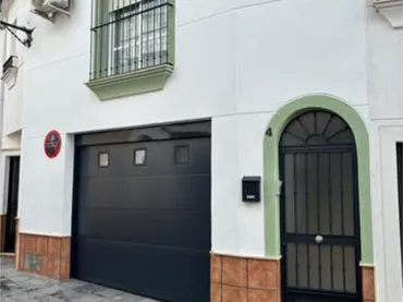 Chalet en Zona los mesones - Foto 1