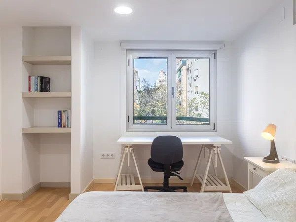 Piso en avenida de Peris i Valero, 170 - Foto 5