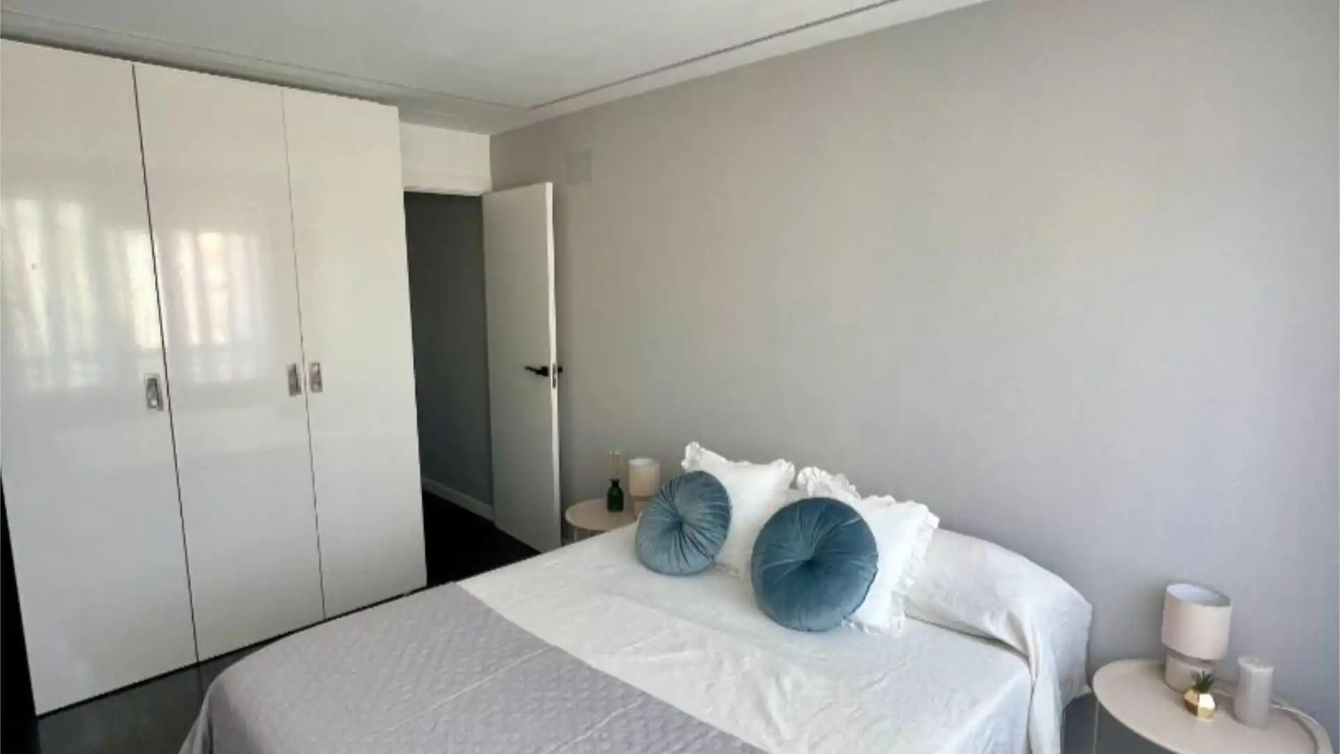 Piso en  Calle del Esperanto 20 - Foto 1