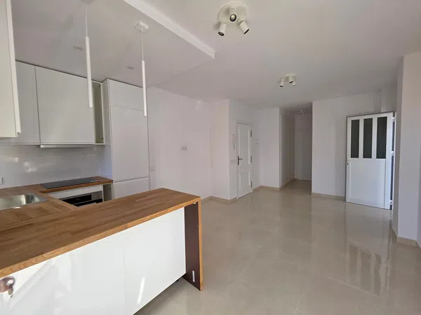 Piso en calle Luján Pérez, 24