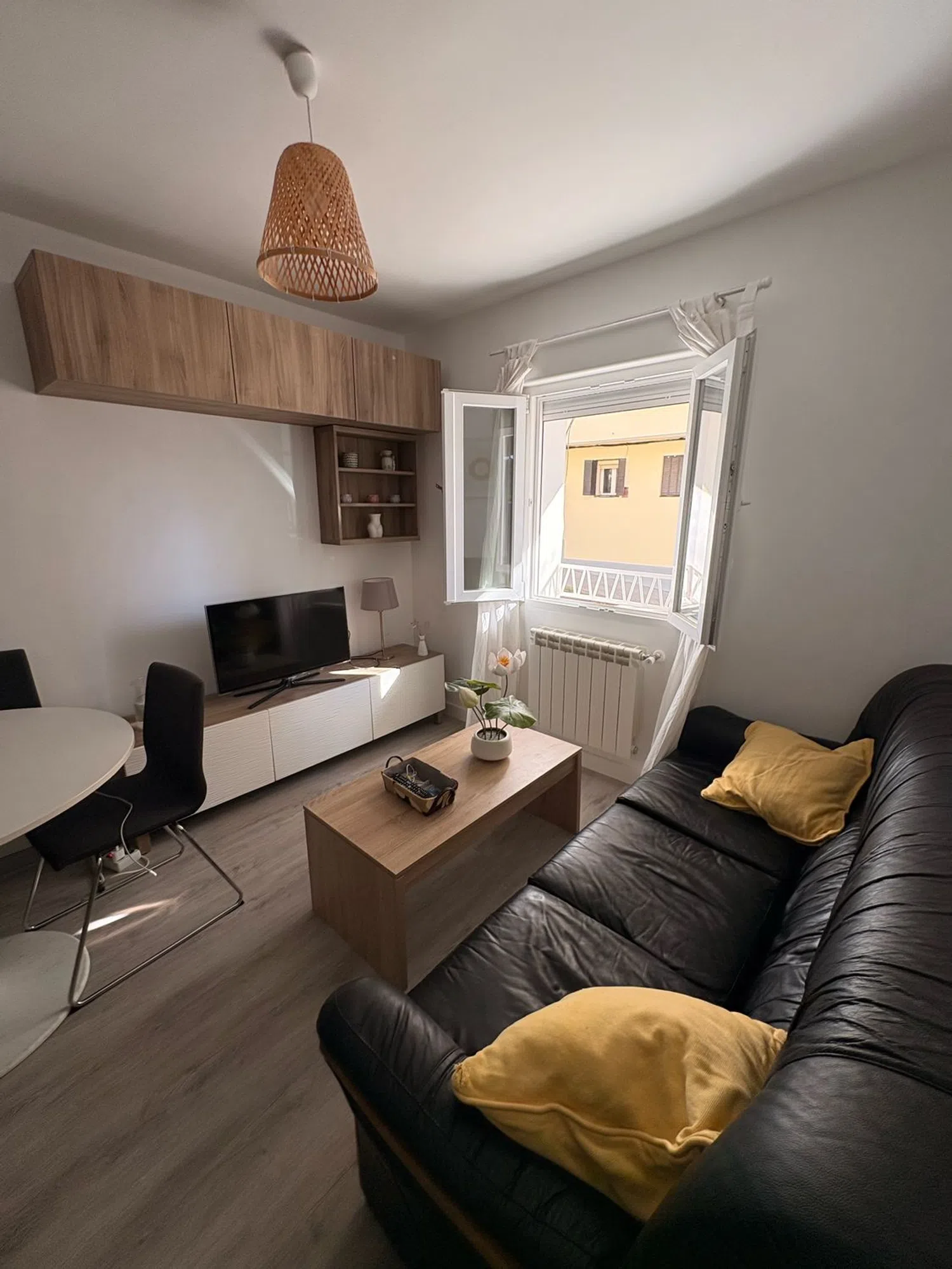 Piso en avenida de Betanzos, 16 - Foto 1