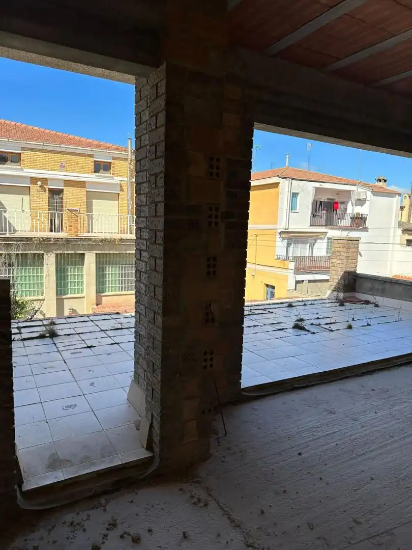 Casa adosada en  Carrer de Gabriel de Tàrrega 18 - Foto 11
