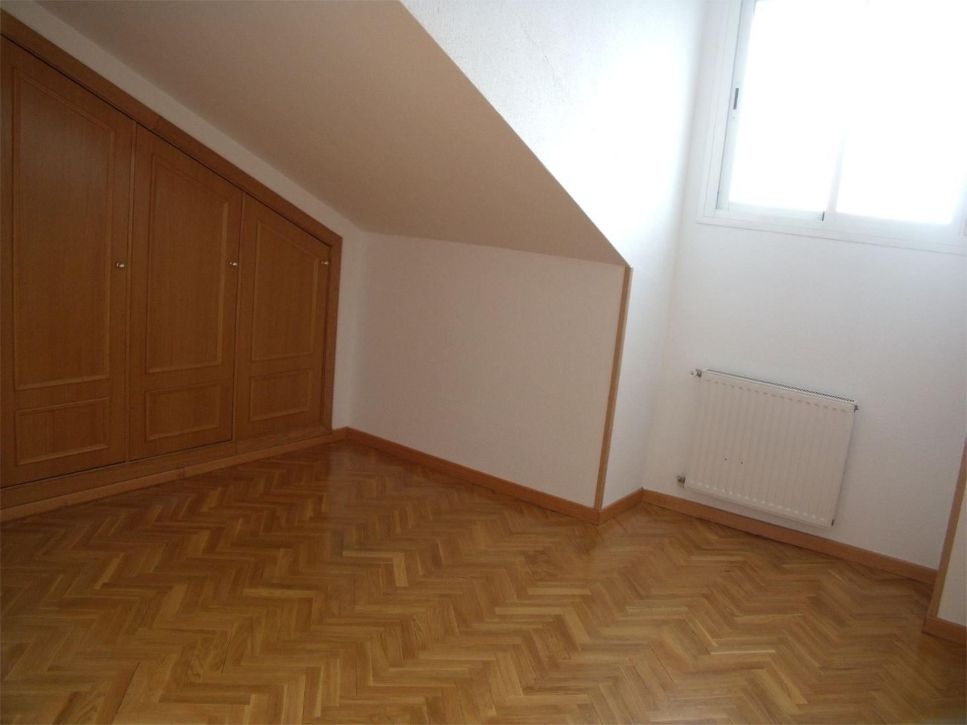 Piso en  Avenida de Honorio Lozano 53 - Foto 36