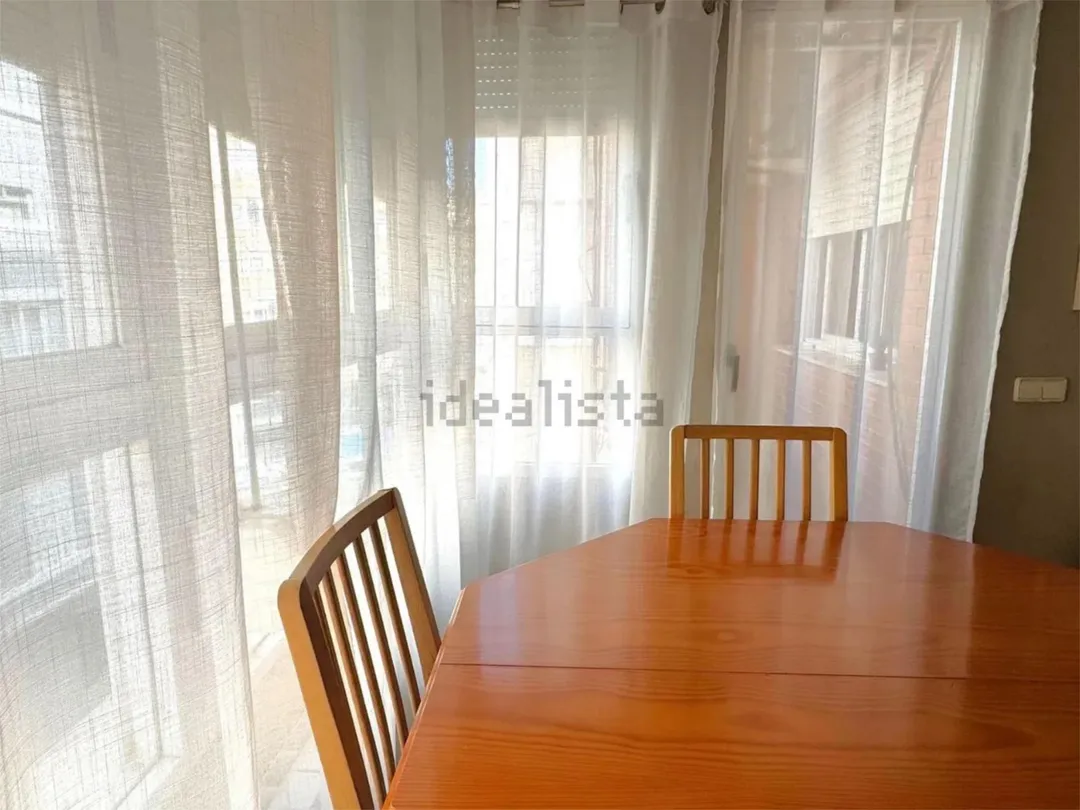 Piso en  Carrer de Cebrian Mezquita 3 - Foto 4