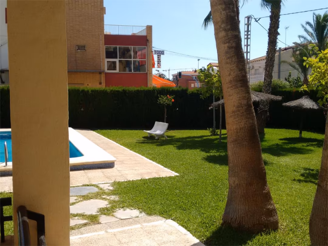 Piso en  Carrer de Juan de la Cierva 30 - Foto 4