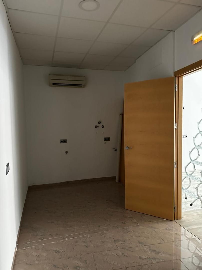 Planta baja en  Calle Lirios 5 - Foto 7